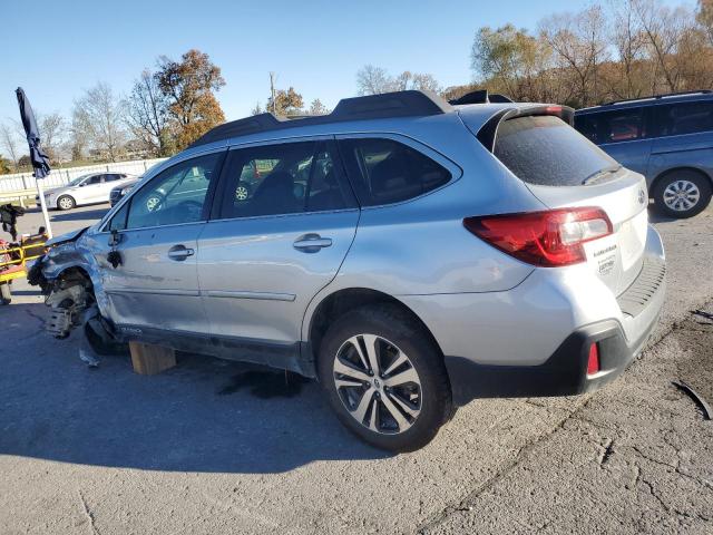 Subaru Outback 2.5i Limited Image 2