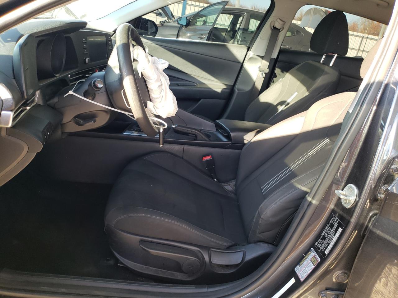 Hyundai ELANTRA Sel Image 7