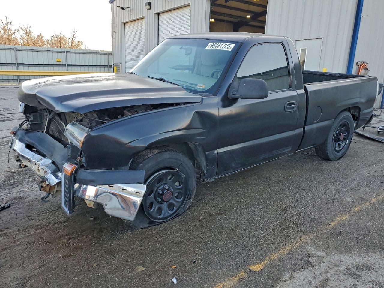 Chevrolet Silverado C1500 Classic Image 1