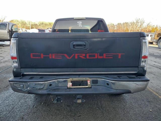 Chevrolet Silverado C1500 Classic Image 5