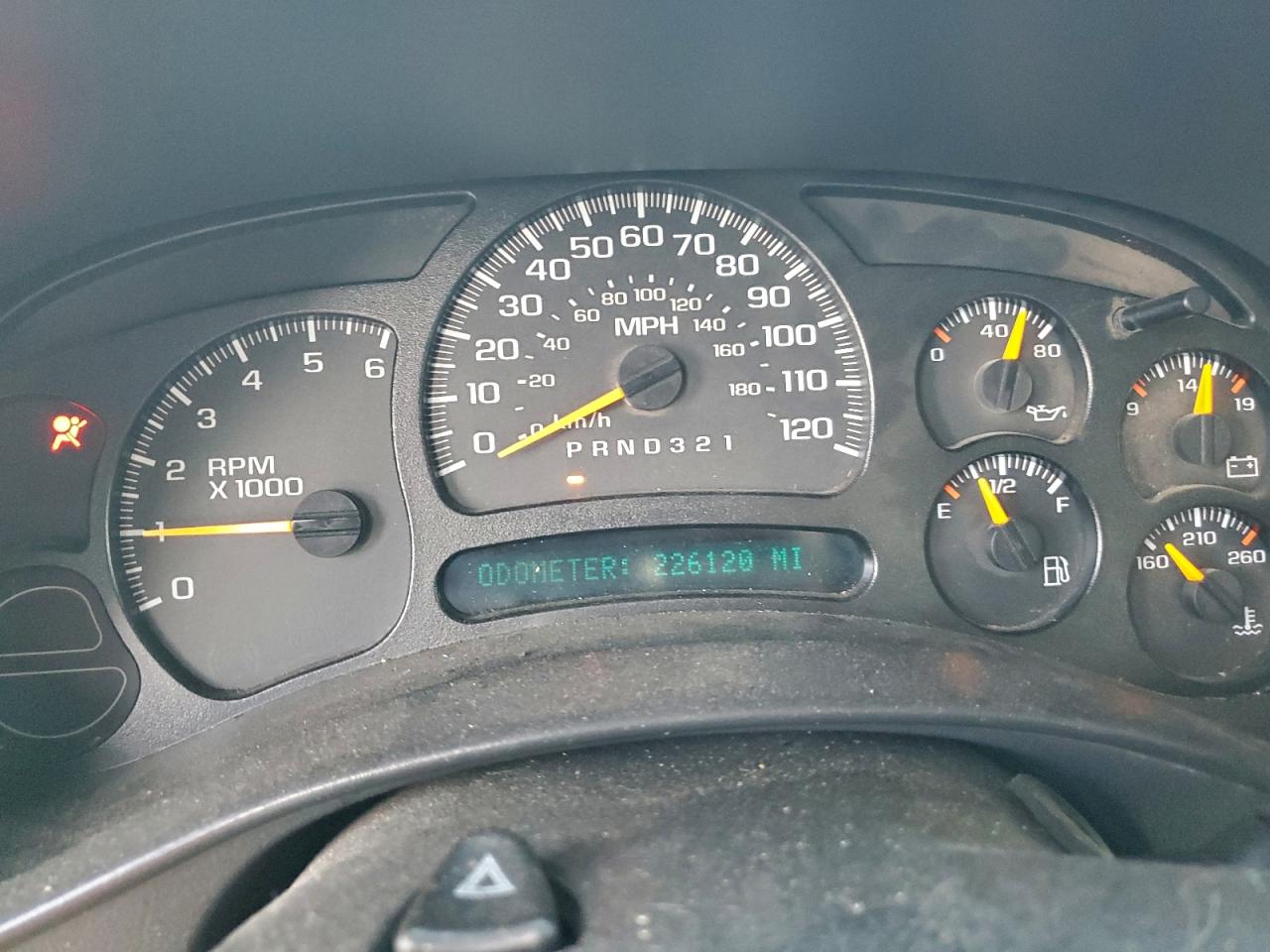 Chevrolet Silverado C1500 Classic Image 6