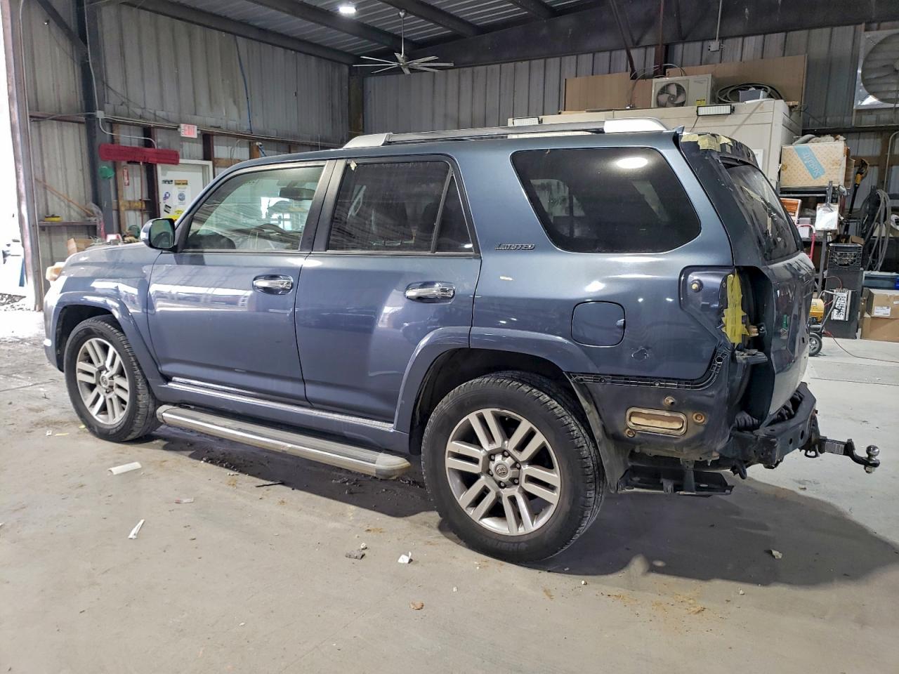 Toyota 4Runner Sr5 Image 12