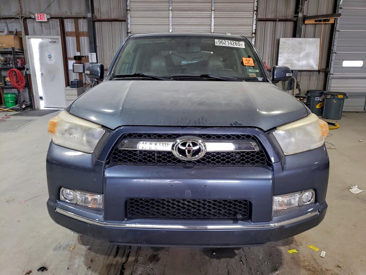 Toyota 4Runner Sr5 Image 2