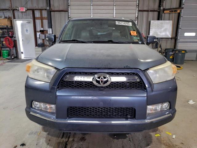 Toyota 4Runner Sr5 Image 2