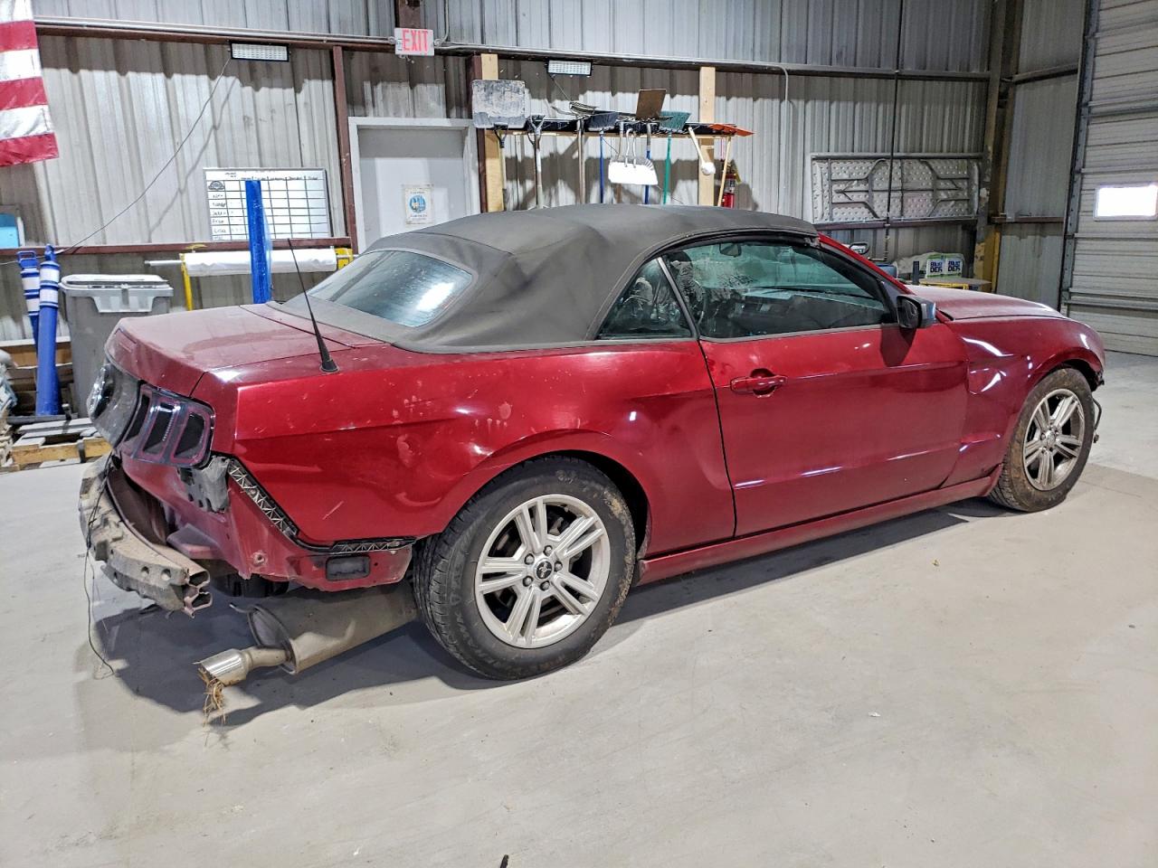 Ford Mustang Image 10