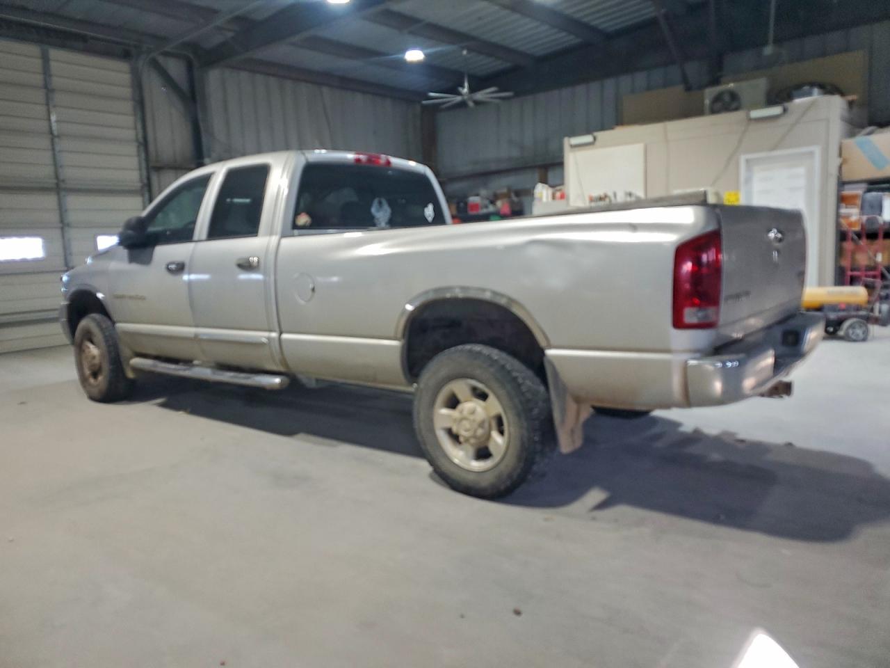 Dodge Ram 2500 St Image 11