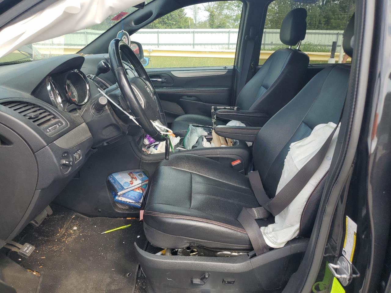 Dodge Caravan Gt Image 9