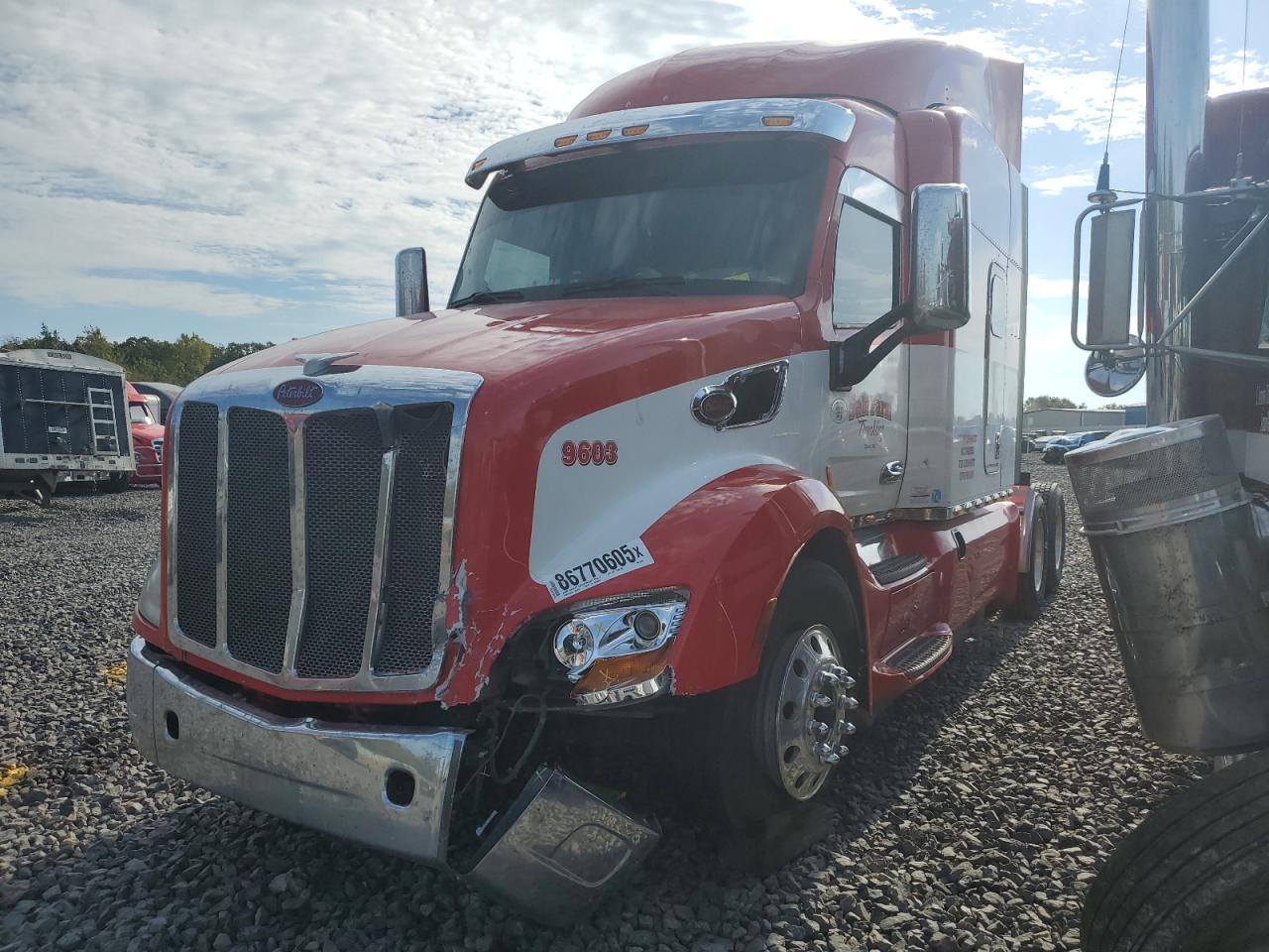 Peterbilt Tractor 579 Image 3