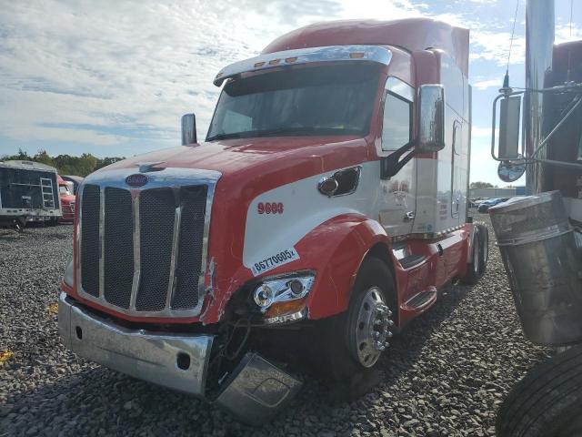 Peterbilt Tractor 579 Image 3
