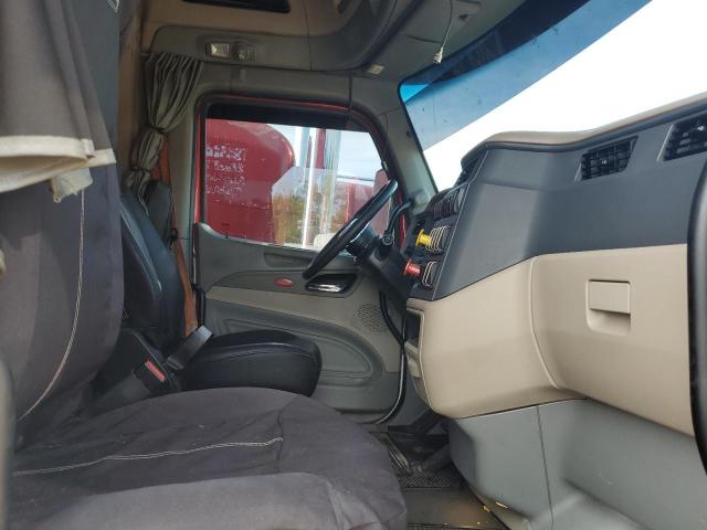 Peterbilt Tractor 579 Image 8