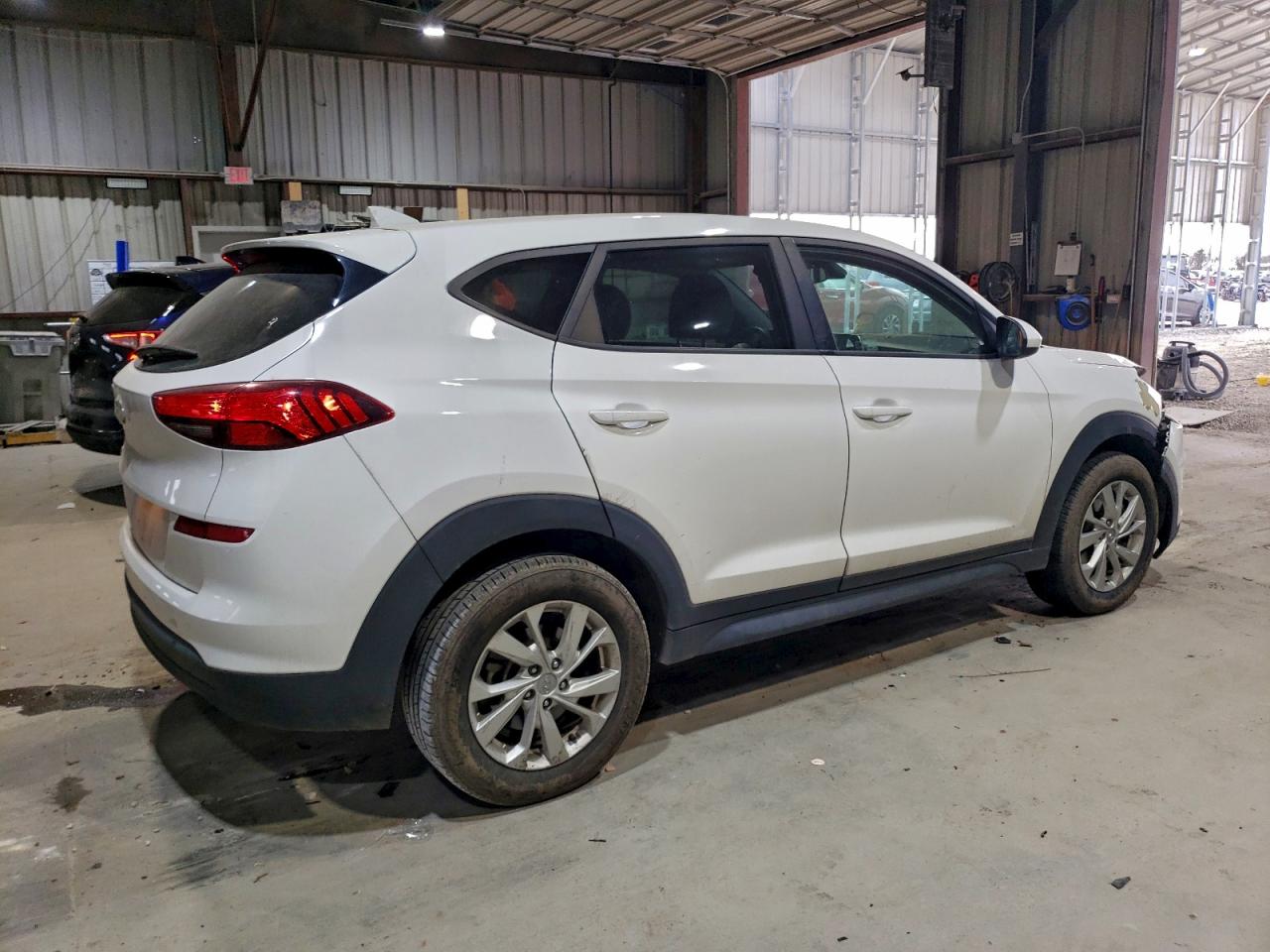 Hyundai TUCSON Se Image 3