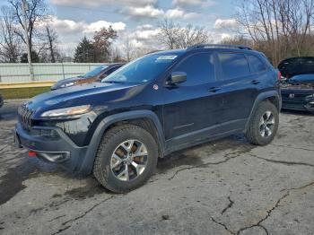  Salvage Jeep Cherokee