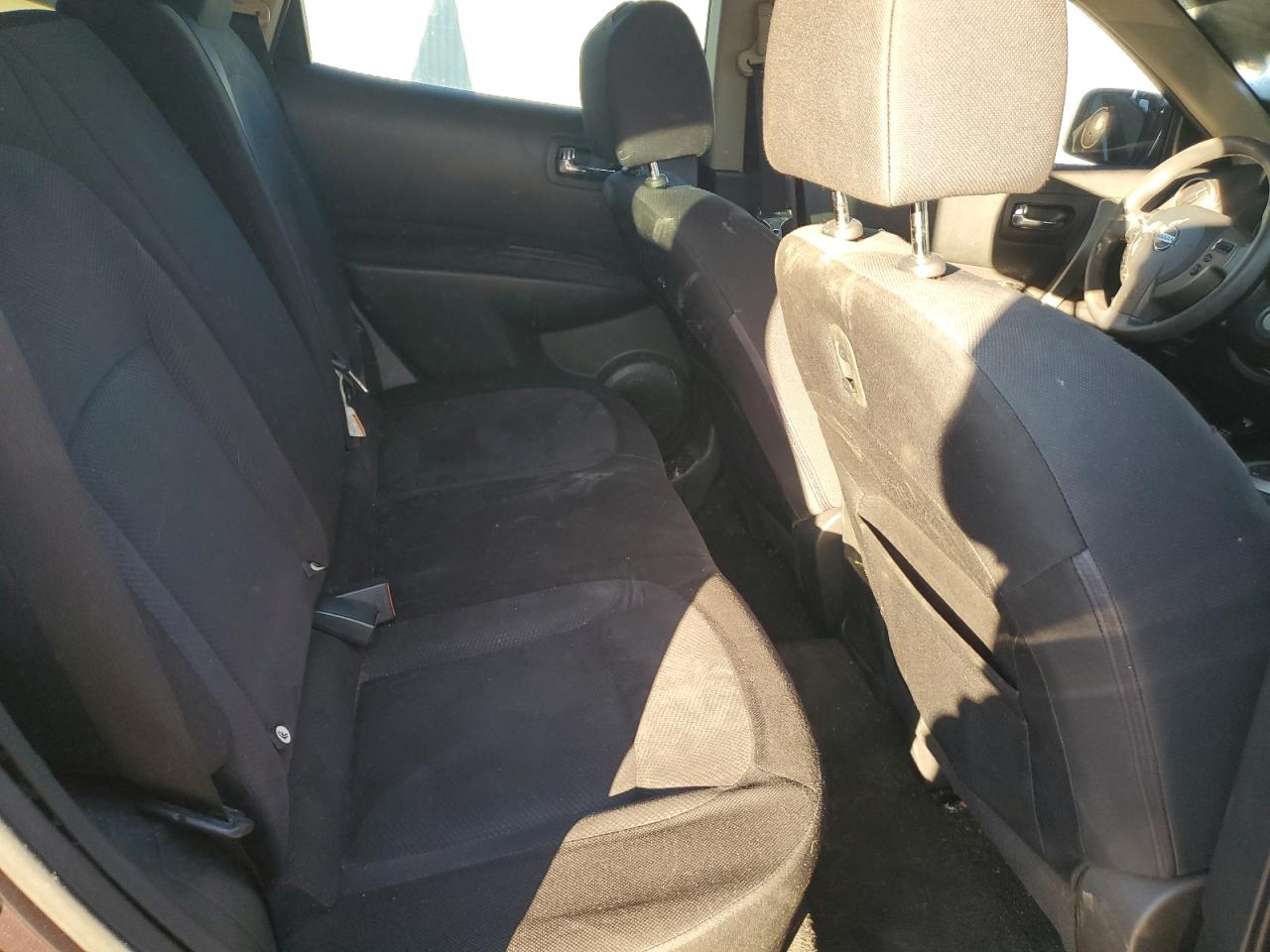 Nissan Rogue S Image 12