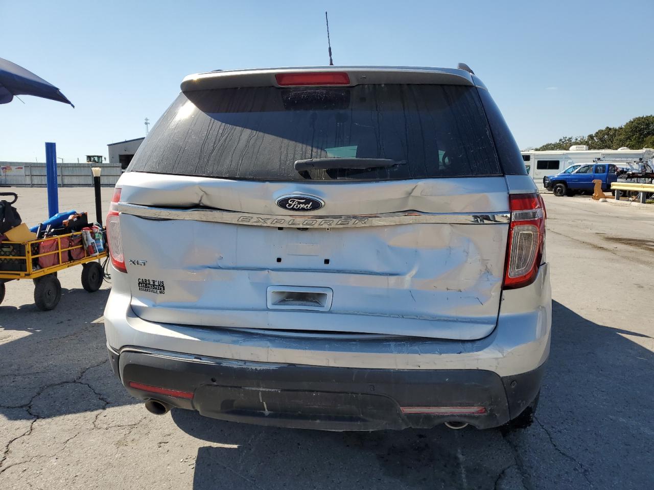 Ford Explorer Xlt Image 6