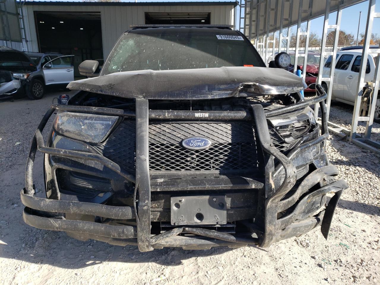 Ford Explorer Police Interceptor Image 12