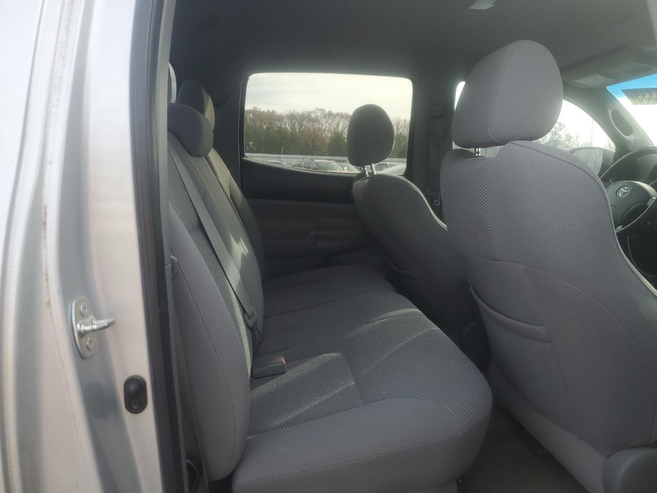 Toyota Tacoma Double Cab Prerunner Image 5