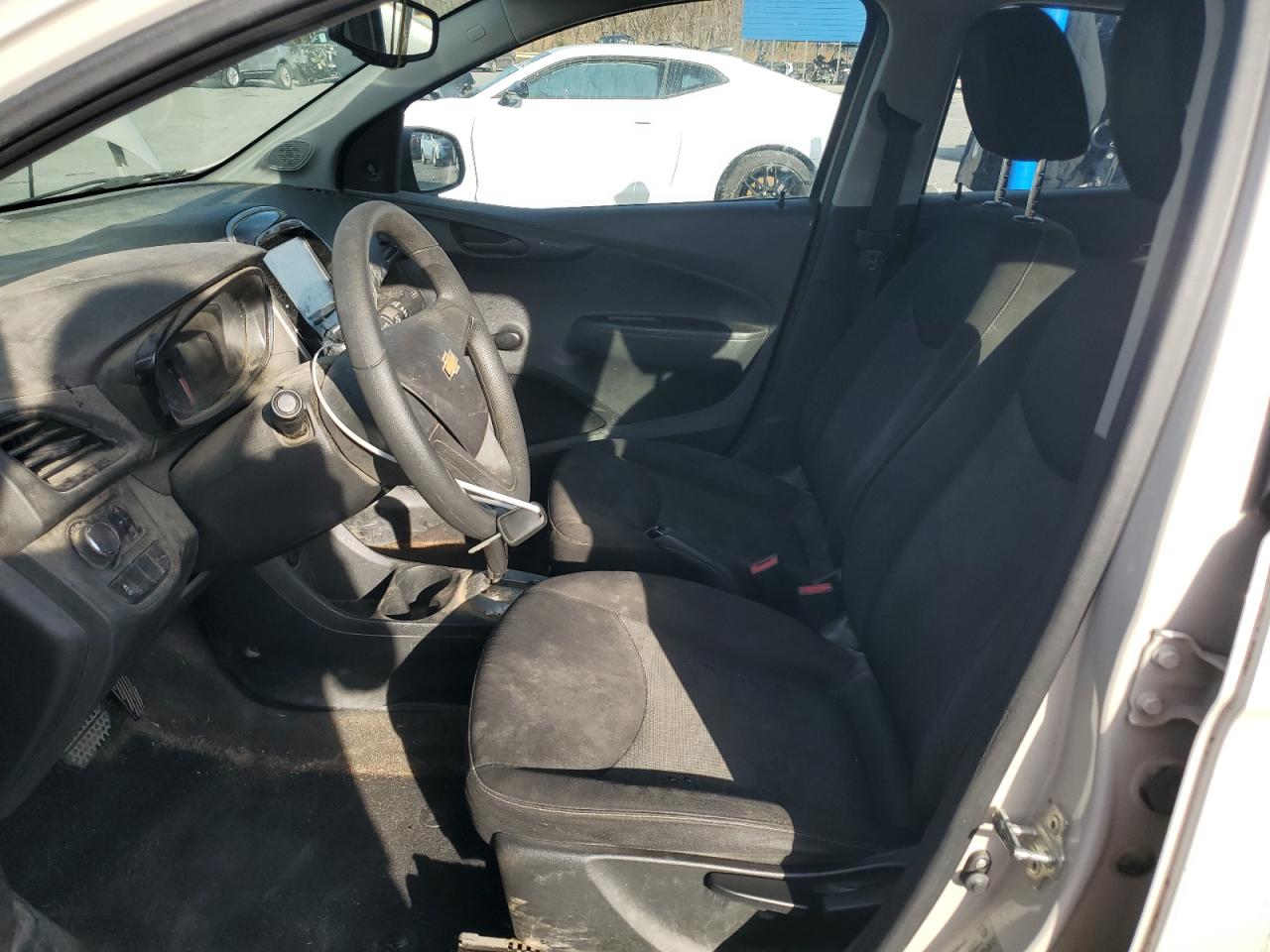 Chevrolet Spark Ls Image 4