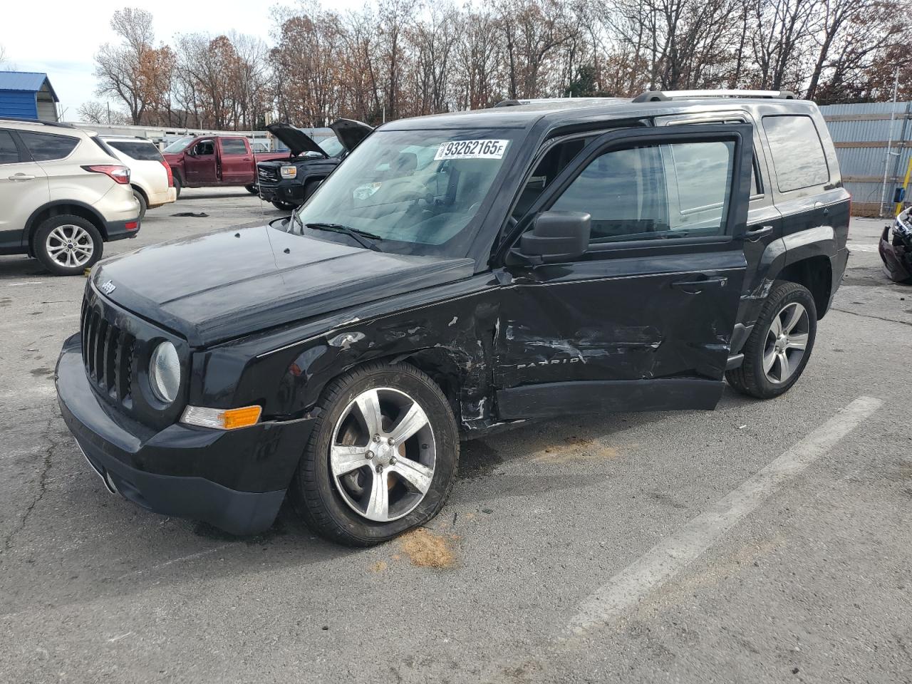 Jeep Patriot Latitude Image 1