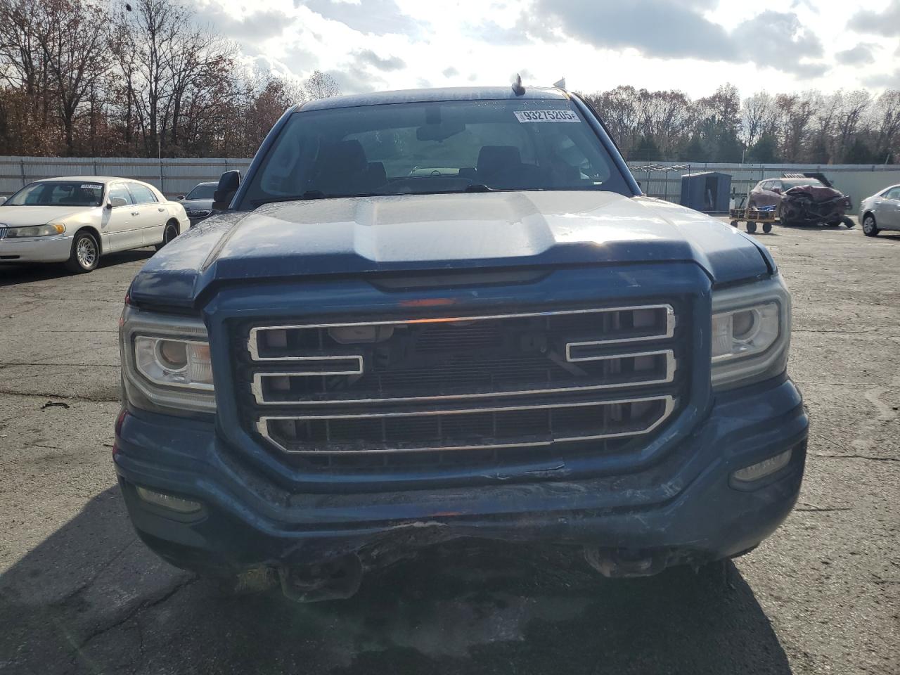 GMC Sierra K1500 Image 4