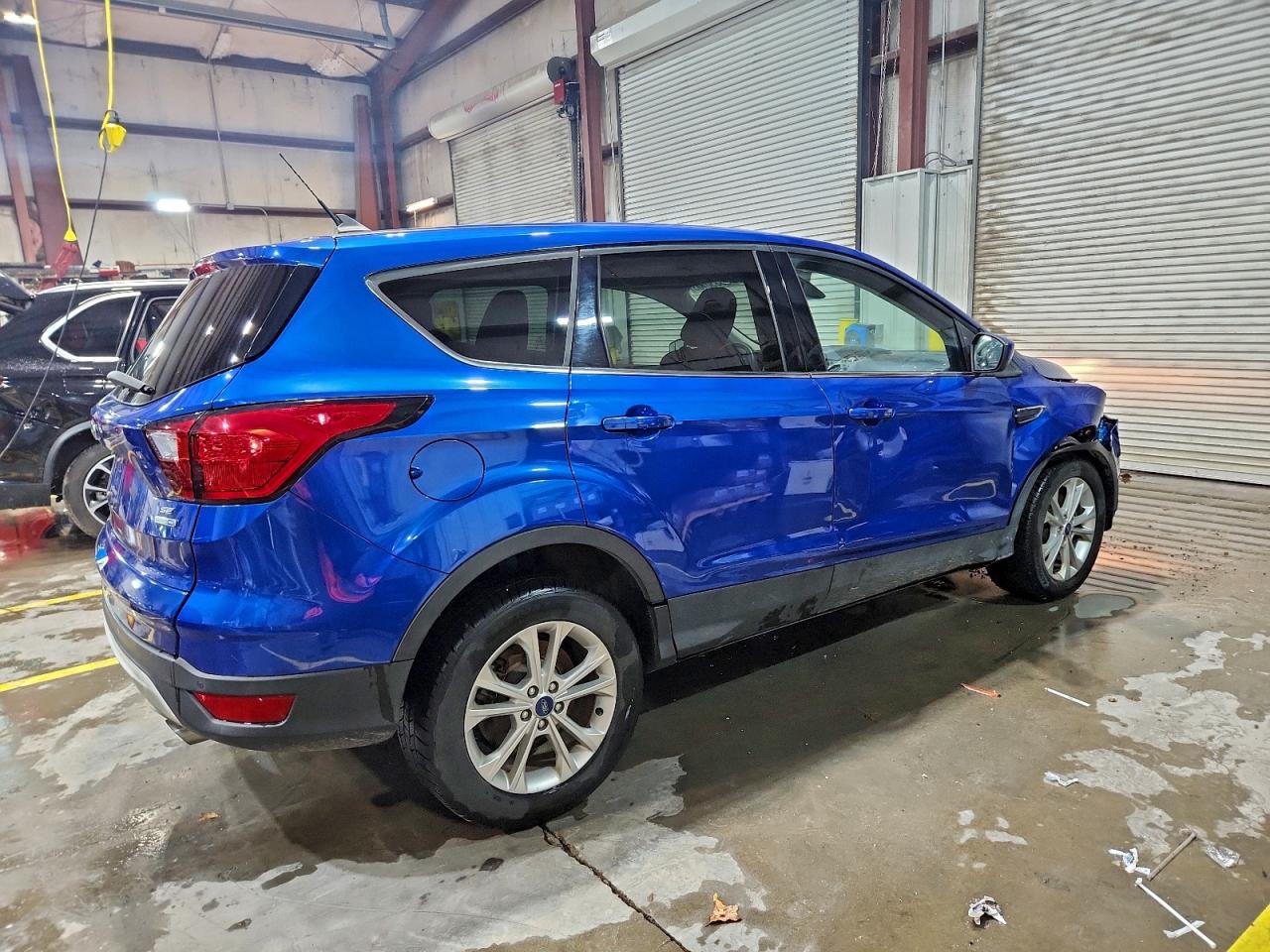 Ford Escape Se Image 2