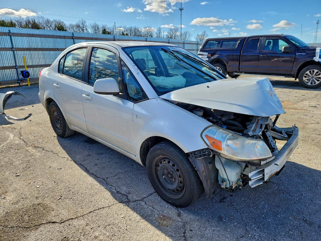 Suzuki SX4 Le Image 2