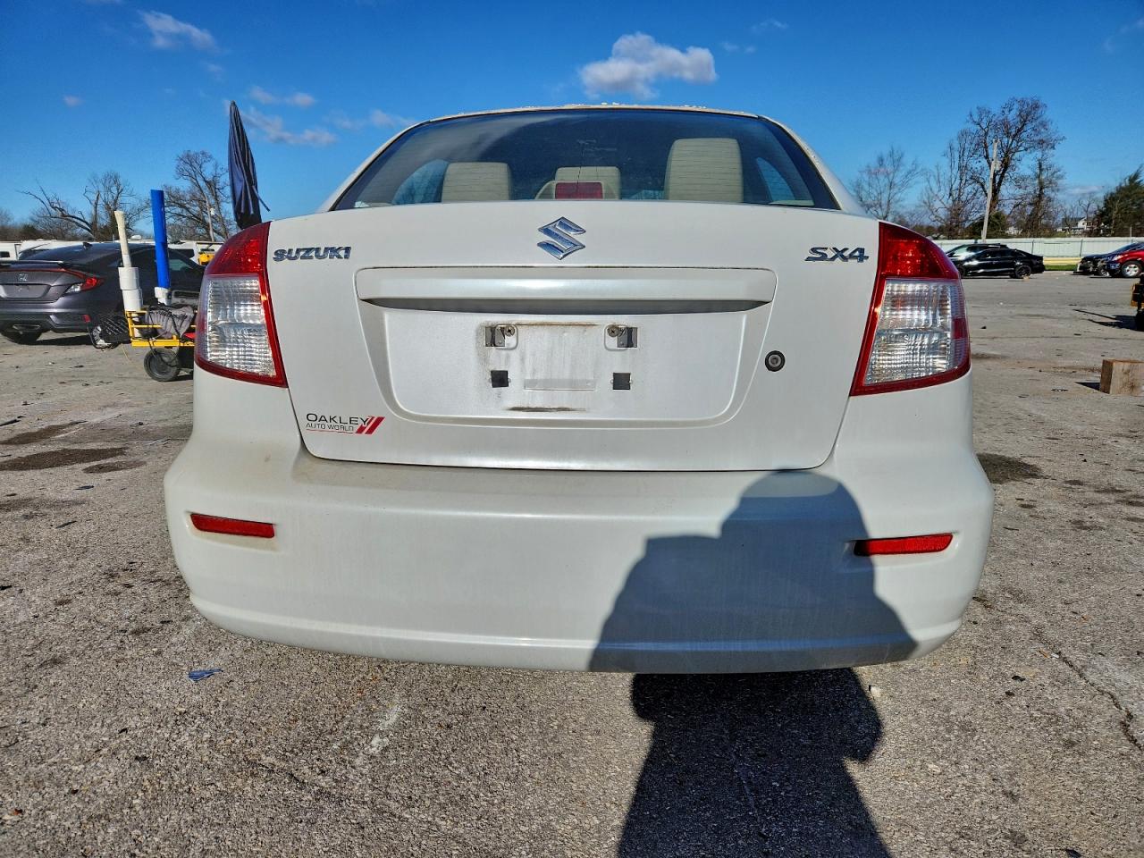 Suzuki SX4 Le Image 8