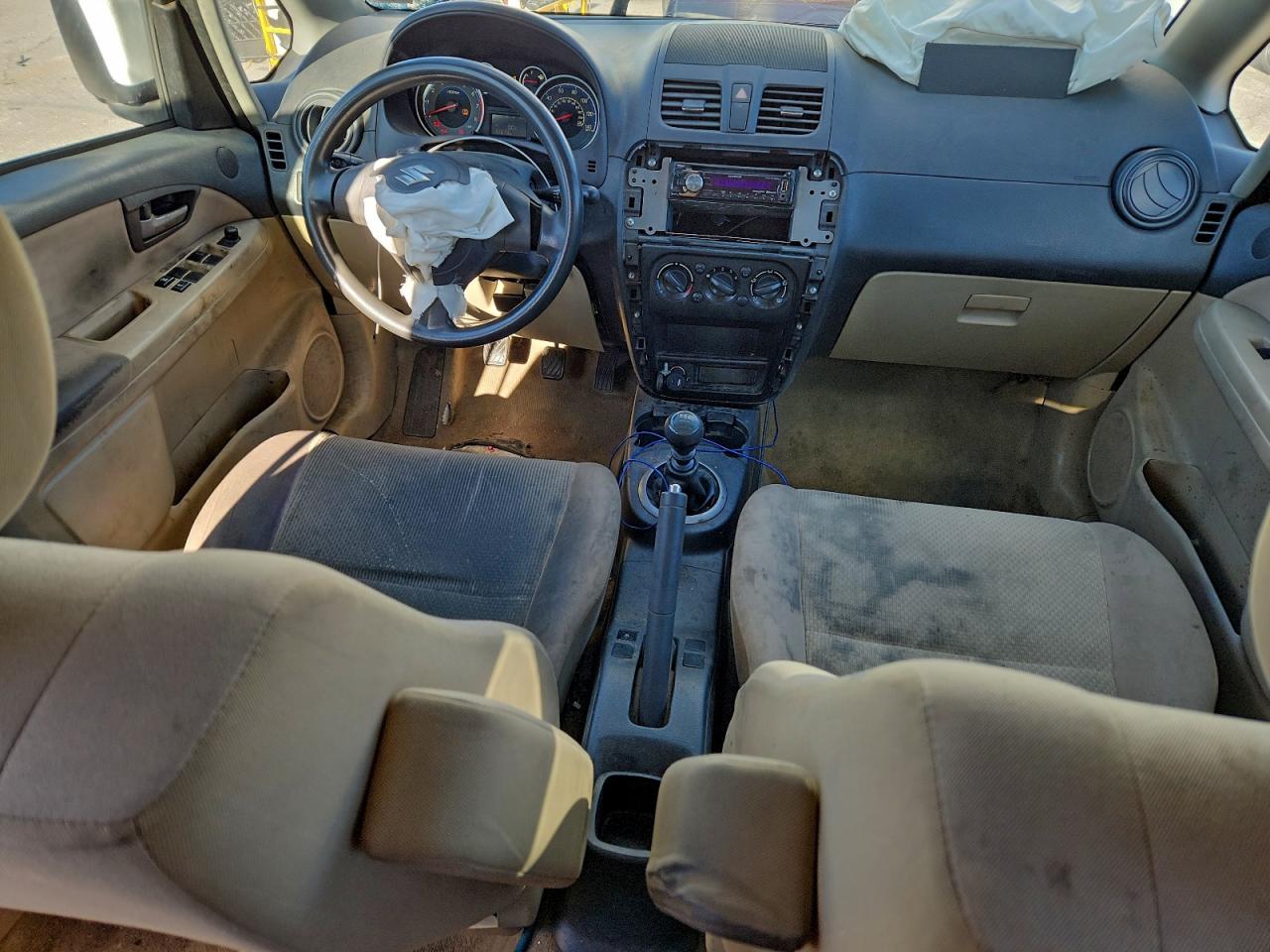 Suzuki SX4 Le Image 7