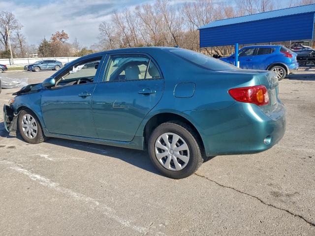 Toyota Corolla Base Image 7