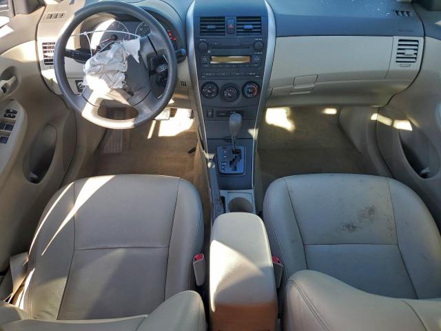 Toyota Corolla Base Image 11