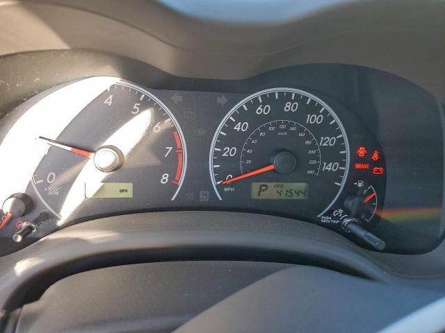 Toyota Corolla Base Image 8