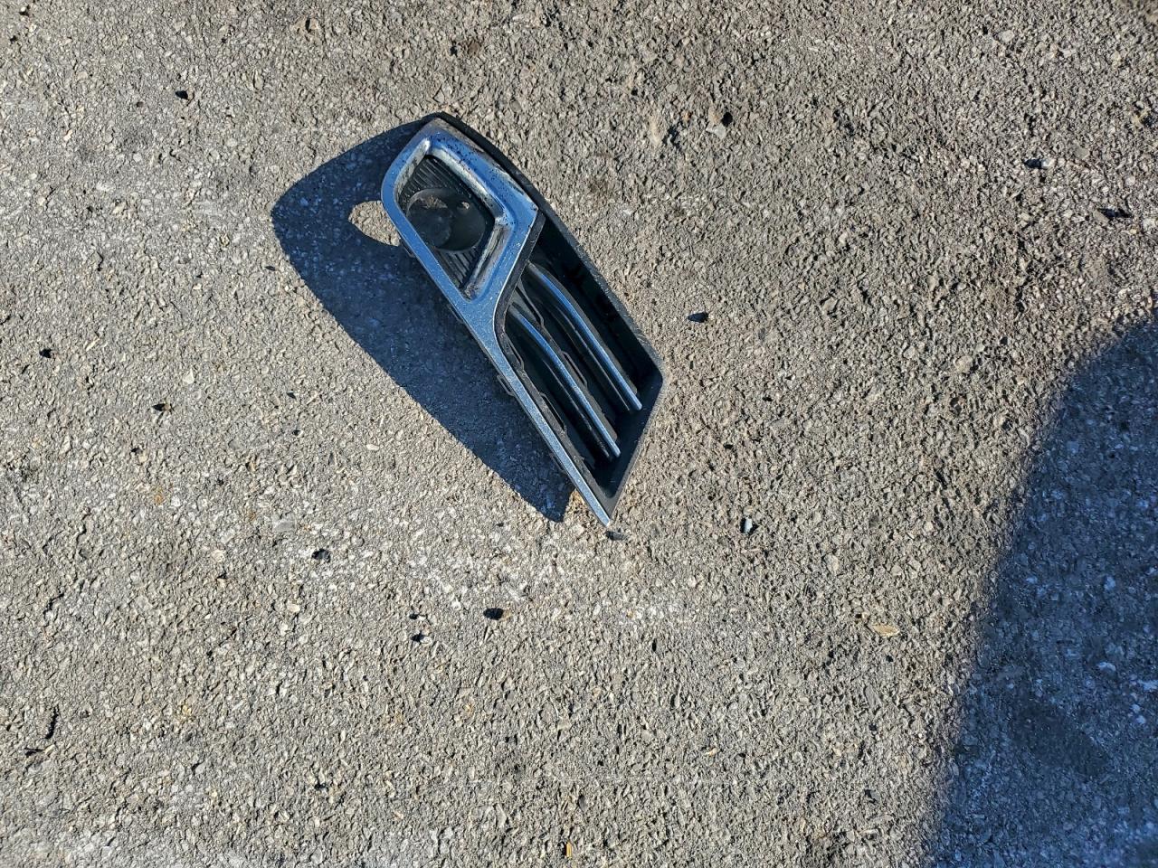 Toyota Corolla Base Image 10