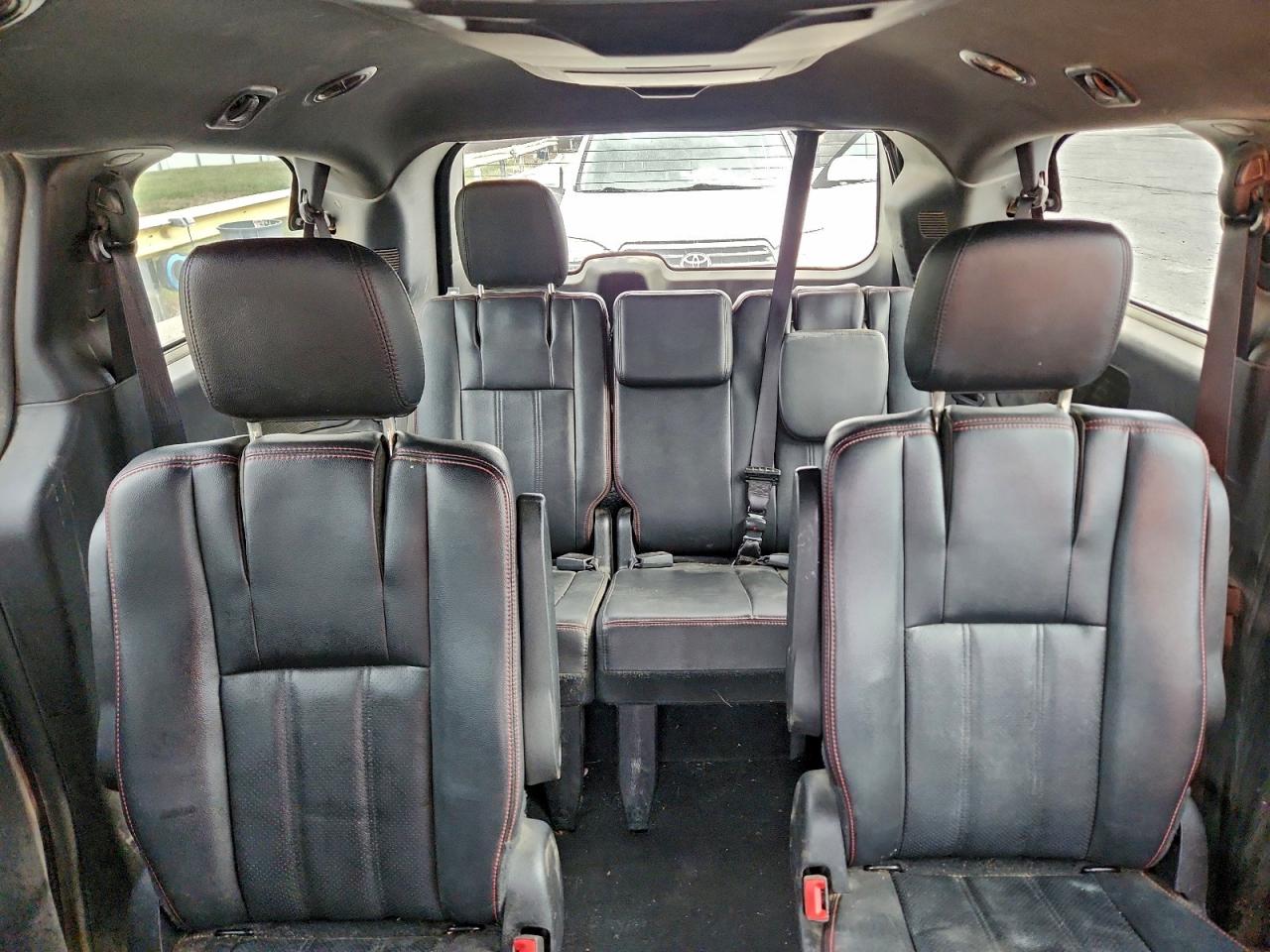 Dodge Caravan Gt Image 13