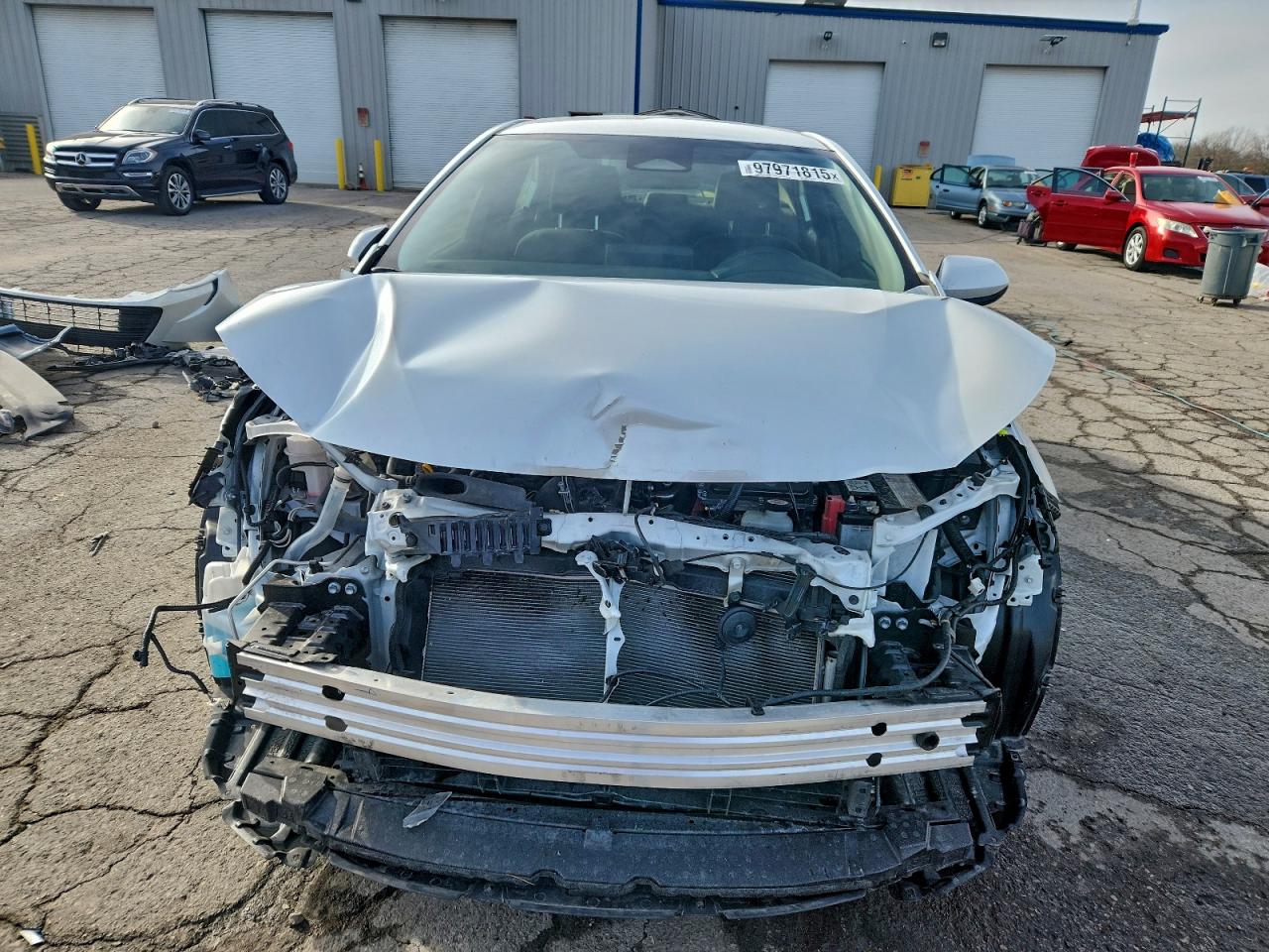 Toyota Corolla Le Image 4