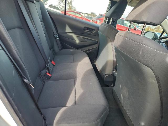 Toyota Corolla Le Image 10