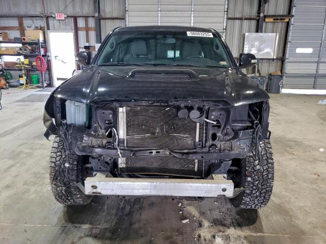 Toyota Tacoma Image 6