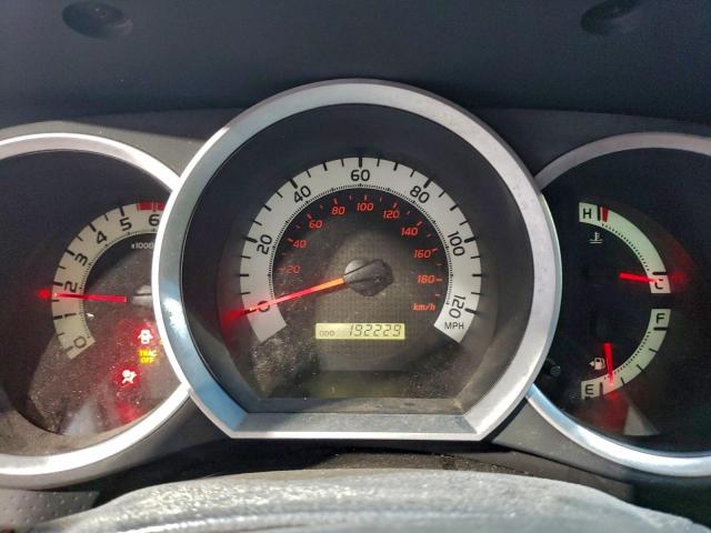 Toyota Tacoma Image 11