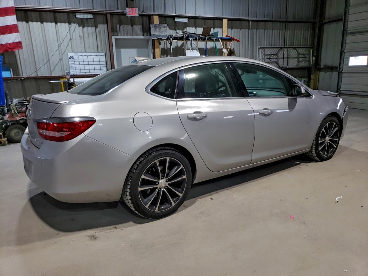 Buick Verano Sport Touring Image 7