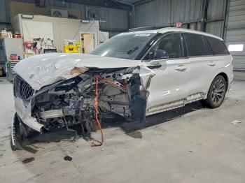  Salvage Lincoln Aviator