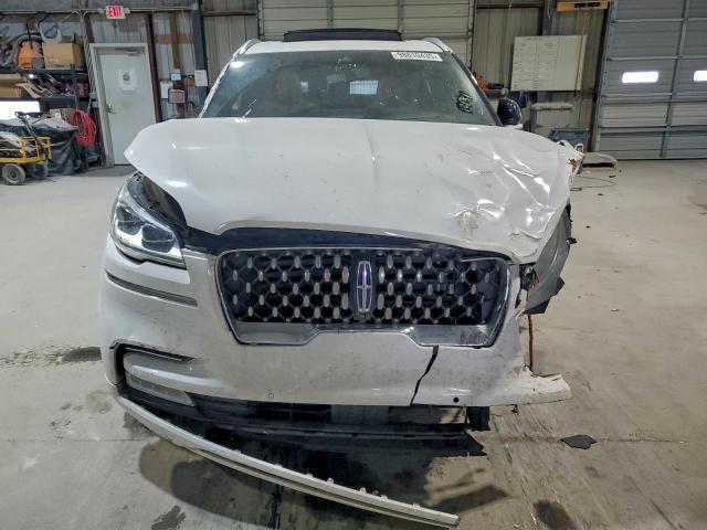 Lincoln Aviator Grand Touring Image 4