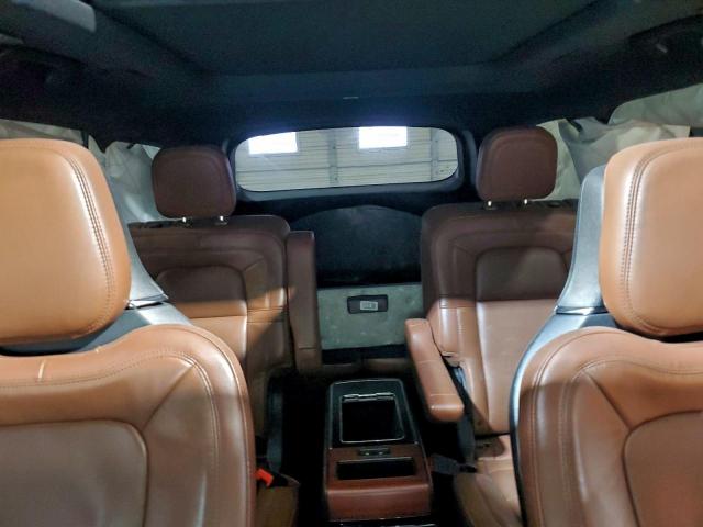 Lincoln Aviator Grand Touring Image 13