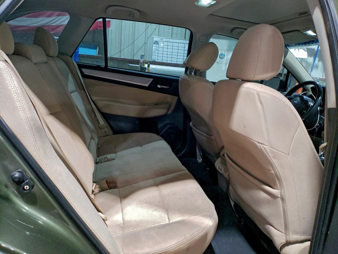 Subaru Outback 2.5i Premium Image 9