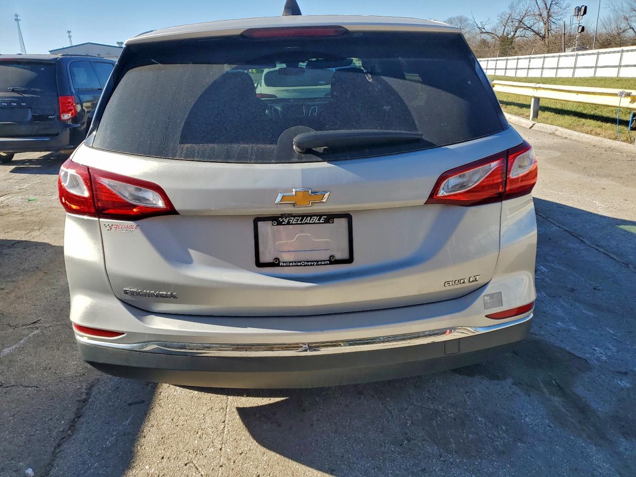 Chevrolet Equinox Lt Image 2