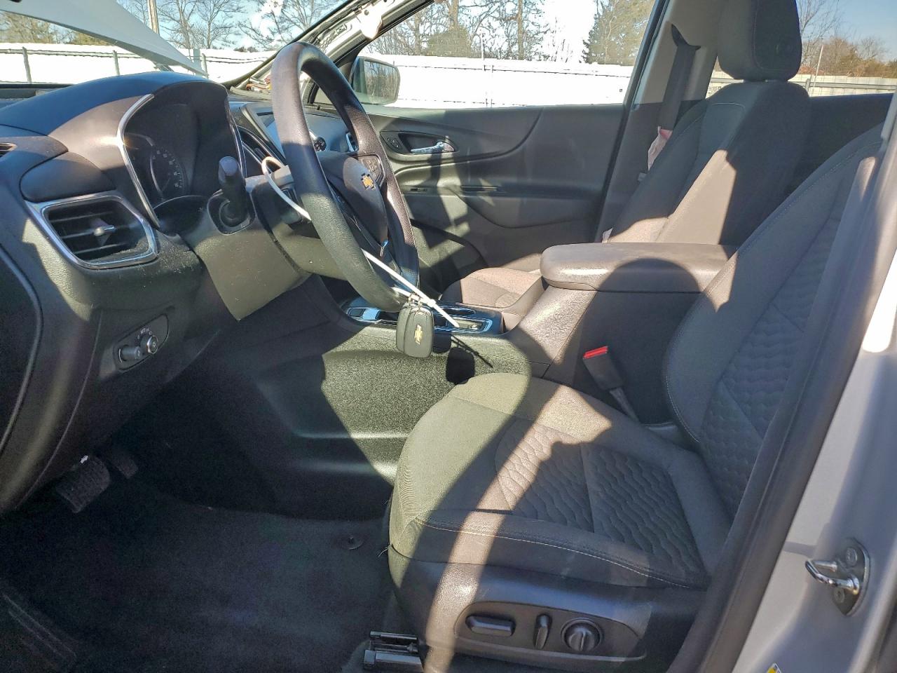 Chevrolet Equinox Lt Image 13