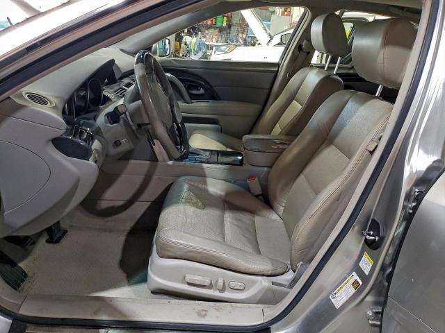 Acura RL Image 10