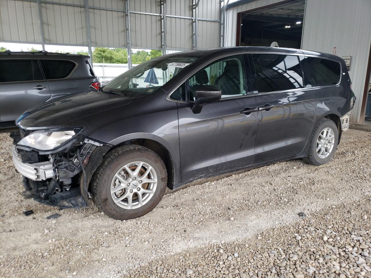 Chrysler Minivan Lx Image 1