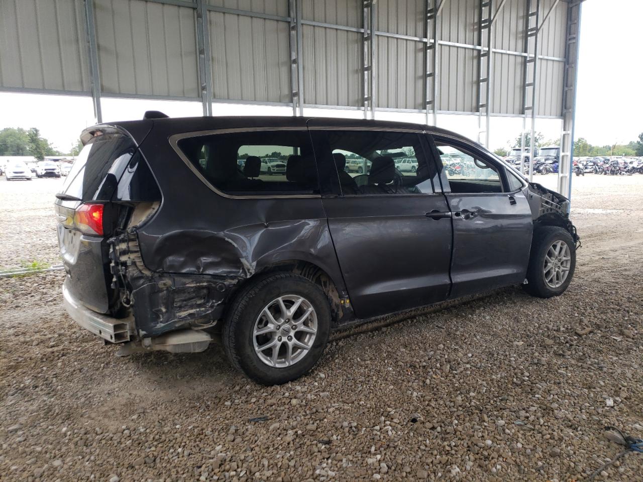 Chrysler Minivan Lx Image 3