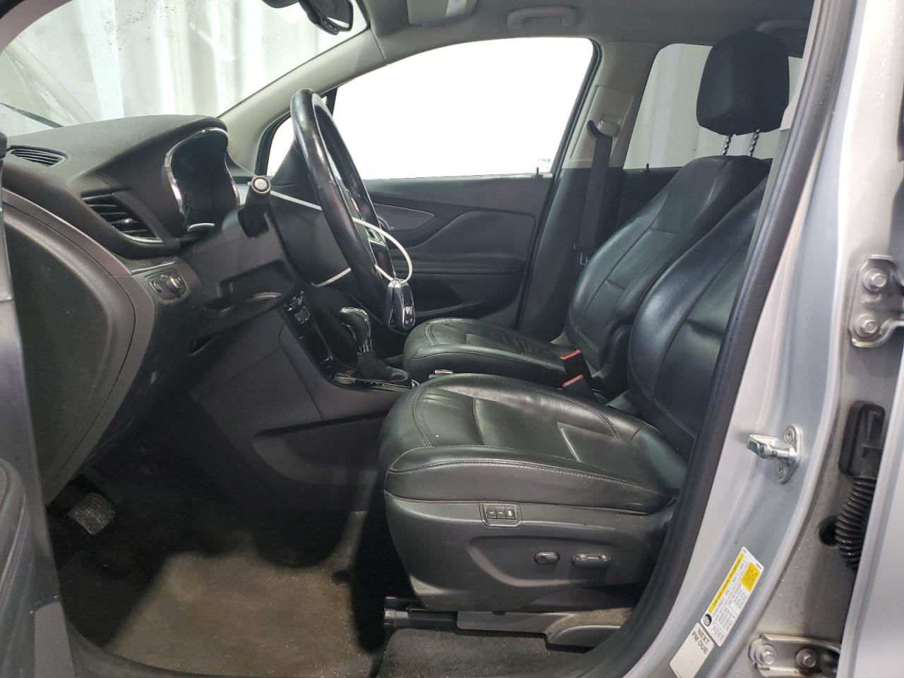 Buick Encore Essence Image 4