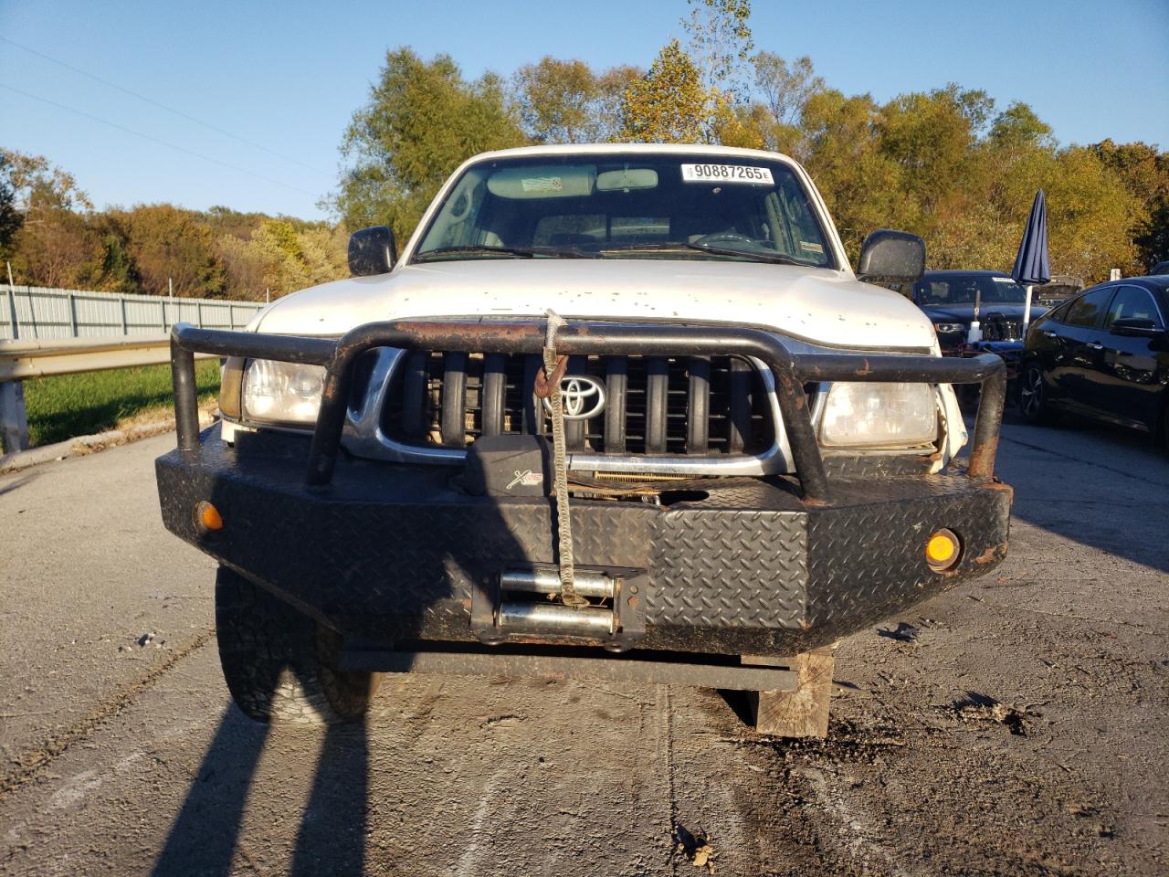 Toyota Tacoma Double Cab Image 8