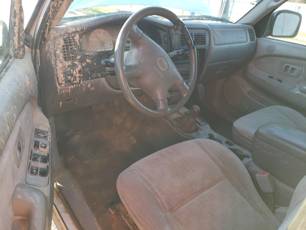 Toyota Tacoma Double Cab Image 11