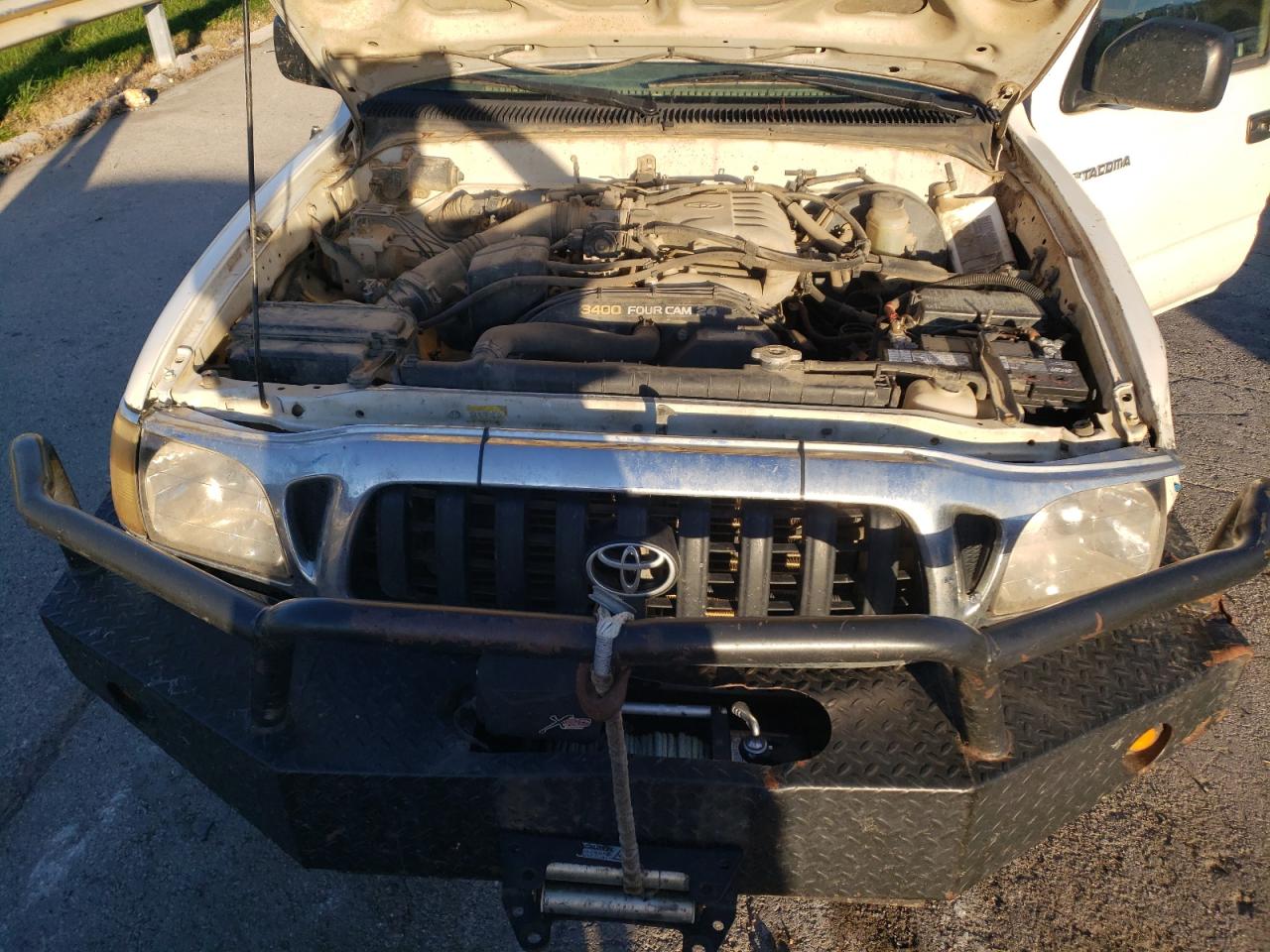 Toyota Tacoma Double Cab Image 2